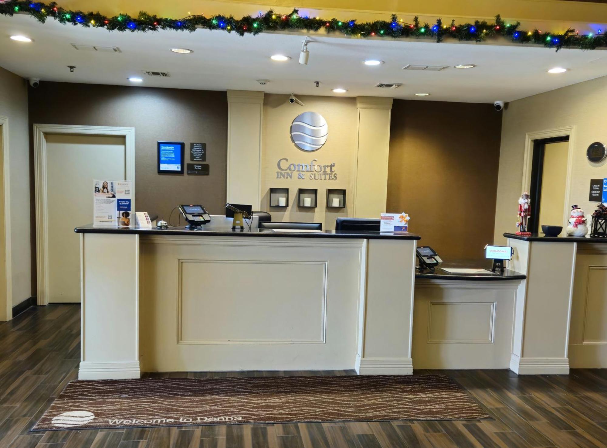 Comfort Inn & Suites Donna Near I-2 Екстер'єр фото
