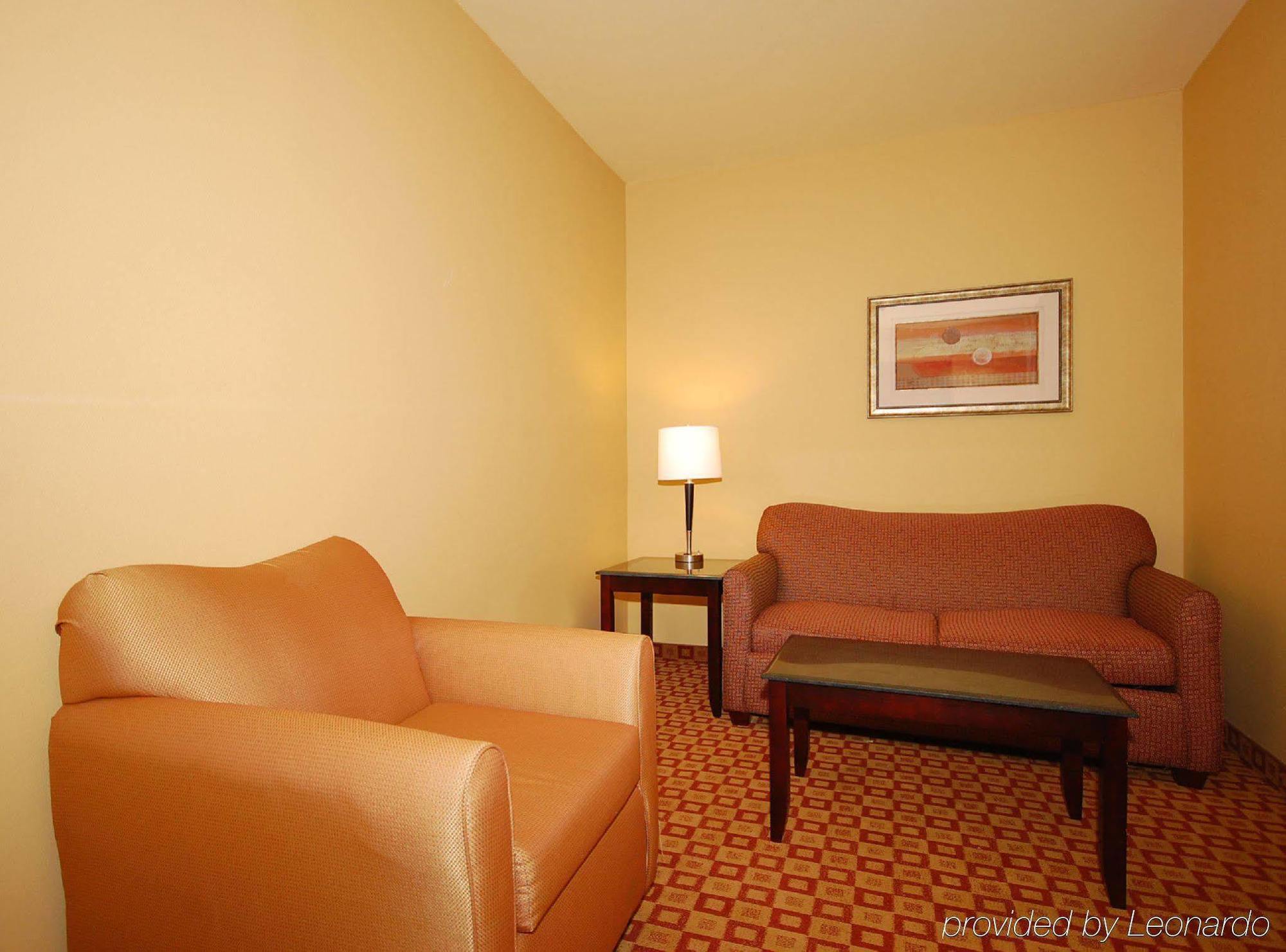 Comfort Inn & Suites Donna Near I-2 Номер фото